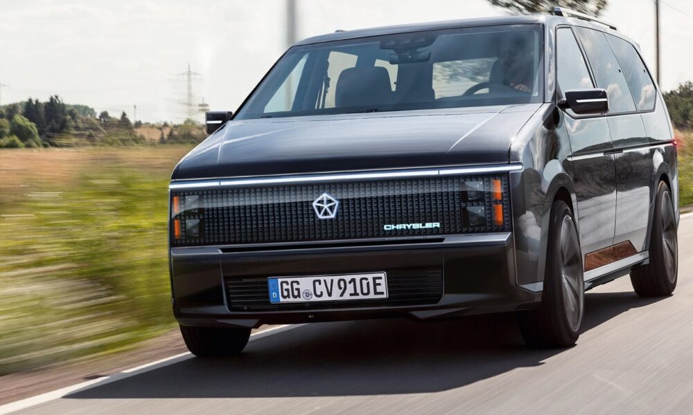 2027 Chrysler Voyager